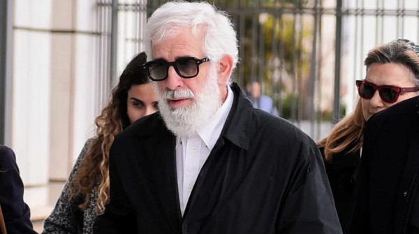 ΠΕΤΡΟΣ ΦΙΛΙΠΠΙΔΗΣ: Καταδικάστηκε σε 3 χρόνια φυλάκισης με αναστολή για δυο απόπειρες βιασμού