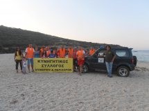 Σαφάρι για σκουπίδια στις παραλίες