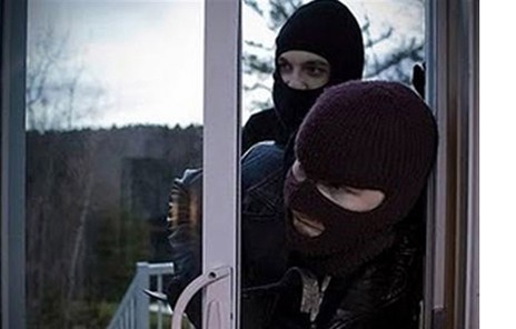 Εκλεψαν αδέλφια στο Παντείχι