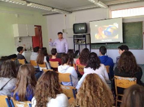 Ομιλία για το αλκοόλ και τη σεξουαλική αγωγή