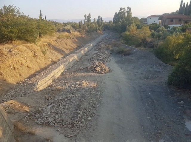 ΚΑΛΛΙΘΕΑ ΕΡΕΤΡΙΑΣ: Αντιπλημμυρικό έργο στον Σαρανταπόταμο