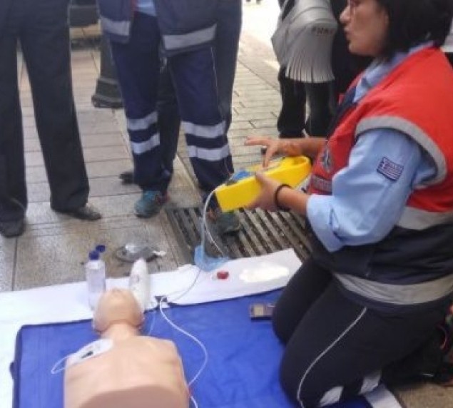 Διασώστες του ΕΚΑΒ Χαλκίδας παραδίνουν μαθήματα ζωής