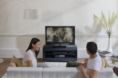 Την ...κάνει από την Ελλάδα