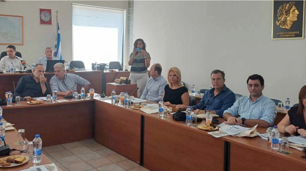 ΔΗΜΟΣ ΧΑΛΚΙΔΕΩΝ: Ψάχνει λύση στο αδιέξοδο με τα σκουπίδια η Έλενα Βάκα