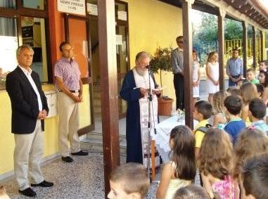 Στο Αφράτι πήγε ο Διευθυντής Πρωτοβάθμιας Εκπαίδευσης για τον αγιασμό