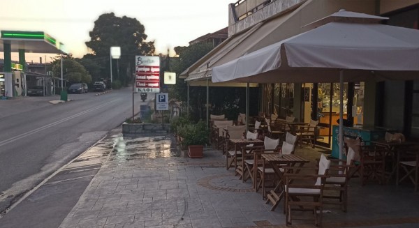 ΚΗΡΙΝΘΟΣ - ΒΟΡΕΙΑ ΕΥΒΟΙΑ: Καφεδάκι και σιροπιαστό κανταϊφι από τον Βενέτη!