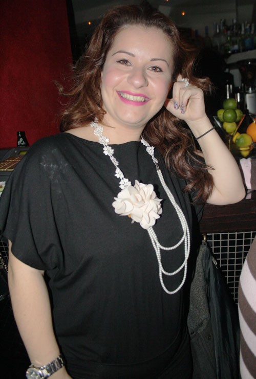 Κέντησε η Κατερίνα