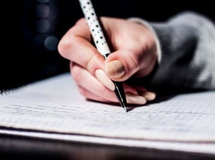 ΙΣΠΑΝΙΑ: Καμία εργασία για έναν μήνα για τους μαθητές σχολείων με απόφαση των γονέων