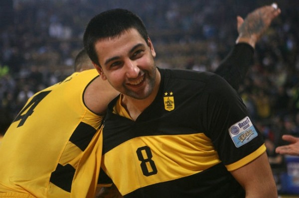 Από το Αλεξάνδρειο στο ...κλειστό Κανήθου ο Τσούπκοβιτς