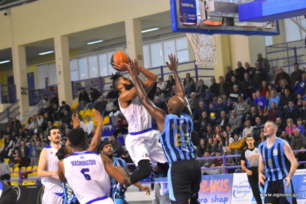 ΛΑΥΡΙΟ-ΚΟΛΟΣΣΟΣ 69-71: Πήρε διπλό σε ματς 30 δευτερολέπτων και αναπτέρωσε τις ελπίδες της Κύμης