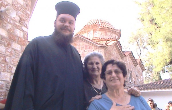 Προσκύνησαν τον Άγιο Εφραίμ