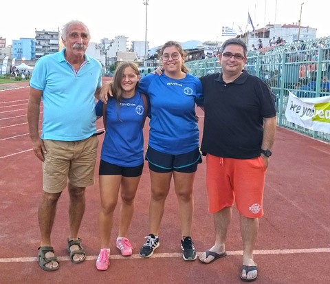 ΓΣ ΝΕΑΠΟΛΗΣ: Η Μαρία Ξύδη με τους δάσκαλους και τη Ζωή ...που πέρασε