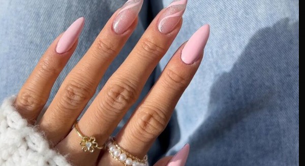 BABY PINK: Η all time classic επιλογή για τα νύχια!