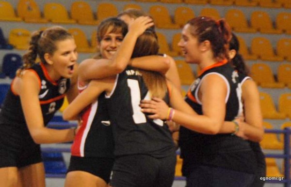 ΟμορFOTOστιγμιότυπα από τον αγώνα βόλεϊ Ηρακλής-ΟΠΕΧ
