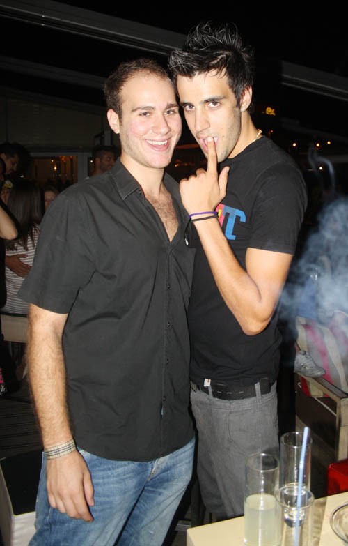 Πώς ρίχνουν τις γυναίκες