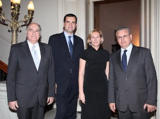 Τι ήθελε ο Μαρκόπουλος στον πρέσβη;