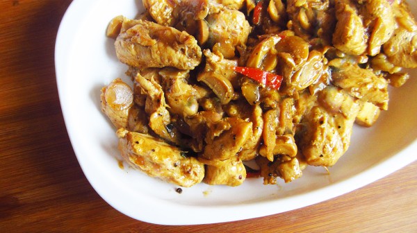 Κοτόπουλο με καυτερή πιπεριά