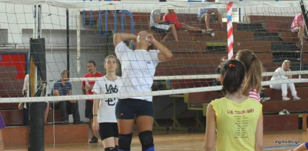 Δύο και δύο για το βόλεϊ