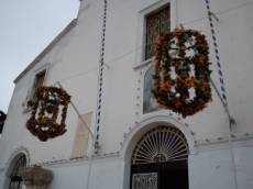 Κακόγουστα τα φανάρια της Αγίας Παρασκευής