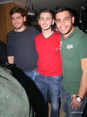 Αγόρια για ...μάτιασμα σε κλαμπ της Χαλκίδας