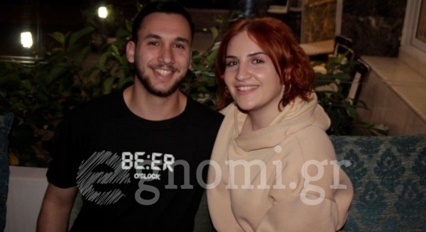 Η δουλειά δεν είναι σύμμαχος στη σχέση τους, αλλά τα καταφέρνουν!