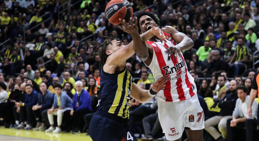 ΟΛΥΜΠΙΑΚΟΣ - ΦΕΝΕΡ (9-5-23) : Σκληρό ματς και ...Σακ attack!