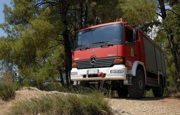 ΑΥΛΩΝΑΣ: Άρπαξε φωτιά πάνω από το στρατόπεδο το πρωί της Δευτέρας