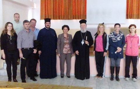 Αναμνήσεις και συγκίνηση έφερε στον Μητροπολίτη η επίσκεψη στο 5ο Δημοτικό