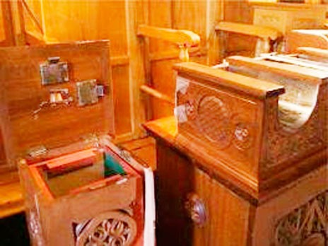 Ζευγάρι στη Λιχάδα έβαλε στο μάτι παγκάρι