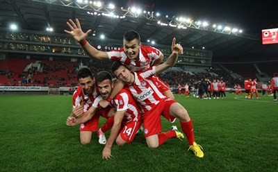 Ηρακλής Ψαχνών εναντίον του Ολυμπιακού Πειραιώς