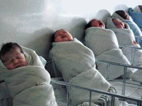Εφαγε ζωντανό το παιδί του!