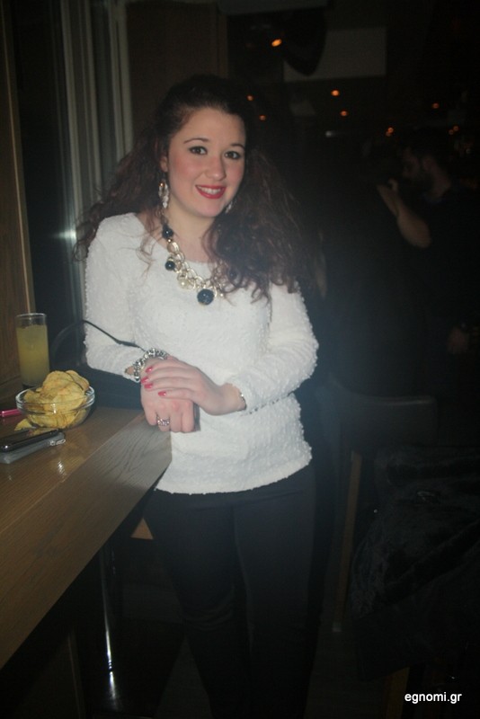 Λατρεύει τα κοσμήματα