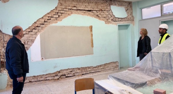 ΔΗΜΟΣ ΧΑΛΚΙΔΕΩΝ: Ολοκληρώθηκαν οι άμεσες εργασίες επισκευών στα γραφεία των καθηγητών στο ΕΠΑΛ Χαλκίδας