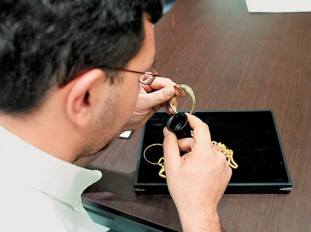 Απάτες στα ενεχυροδανειστήρια