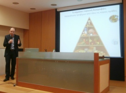 Μεγάλη η σημασία της διατροφής του εφήβου για την ανάπτυξή του