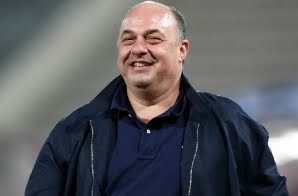 Ελεύθερος ο Μπέος