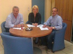 Φέρνουν καθαρό νερό στην Παραλία Αυλίδας