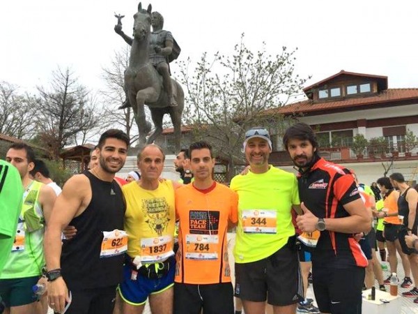 Ο σύλλογος δρομέων Ψαχνών στο μαραθώνιο, στου ...Μεγαλέξανδρου τη χώρα