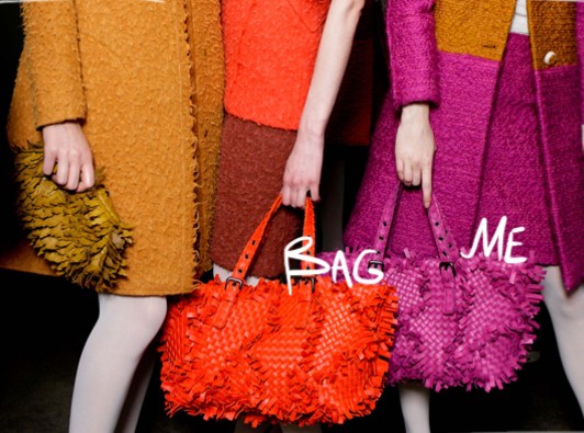 Τι πρέπει να έχει πάντα μια γυναικεία τσάντα