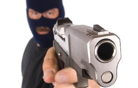 Ένοπλη ληστεία σε μίνι-μάρκετ