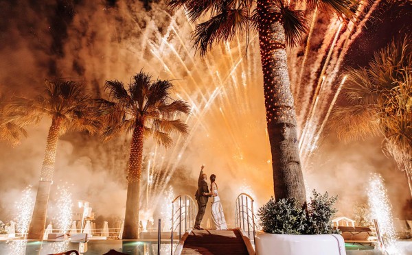 Πυροτεχνήματα Εμπνευση: Δημιουργούν μαγικές στιγμές στον γάμο σας!