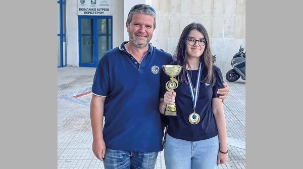 ΠΡΩΤΑΘΛΗΜΑ ΣΚΑΚΙ: Πρώτη θέση για την Μαρία Τουμπακάρη