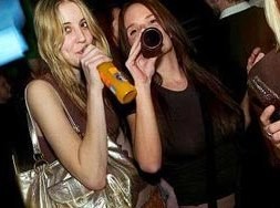 Ύπουλος εχθρός το αλκοόλ για τους μαθητές!