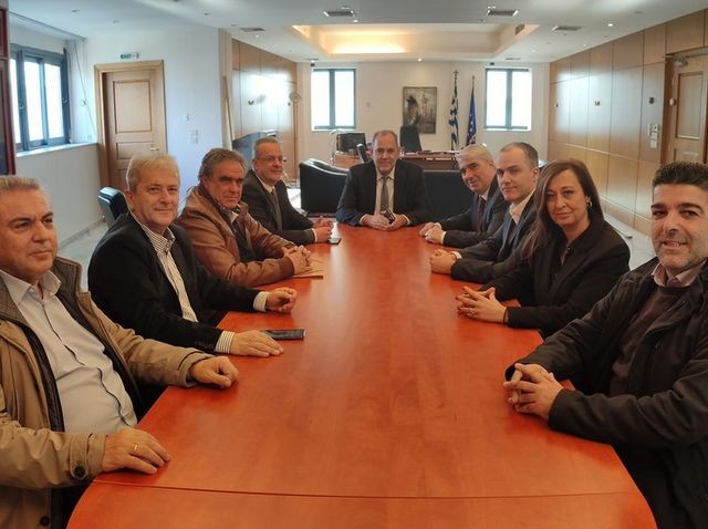 Παράθυρο ελπίδας για τα νέα Πανεπιστημιακά τμήματα που κόπηκαν από τα Ψαχνά