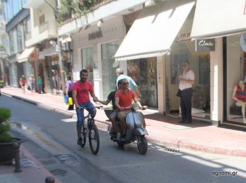 Κράτα με να σε κρατώ ξεκούραστα να οδηγώ!