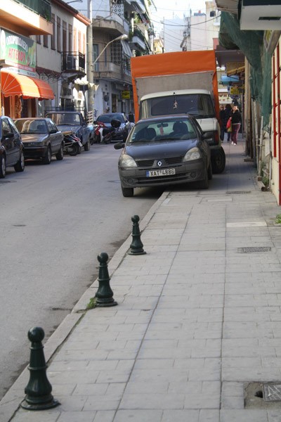 Πάνε και τα κολονάκια