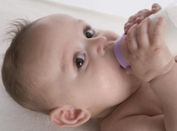 Βρεφικό γάλα στα σούπερ-μάρκετ