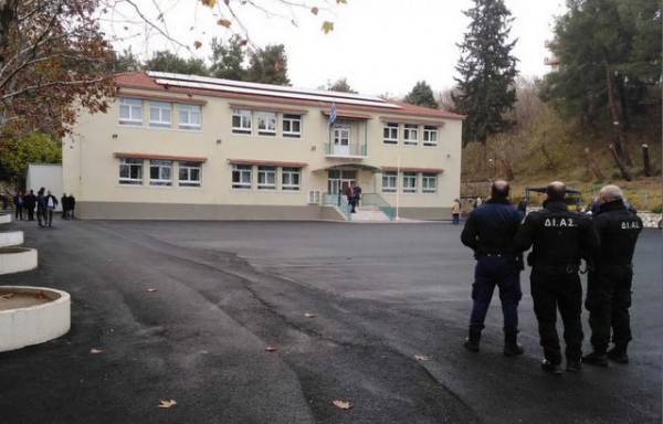 Σκοτώθηκε 12χρονος μαθητής και τραυματίστηκαν άλλοι δύο σε Δημοτικό Σχολείο των Σερρών