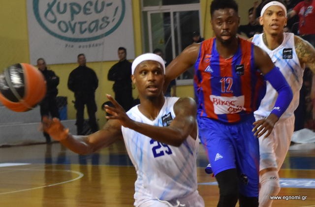 Το ευχαριστώ του ΜακΦάντεν σε Κύμη και Χαλκίδα