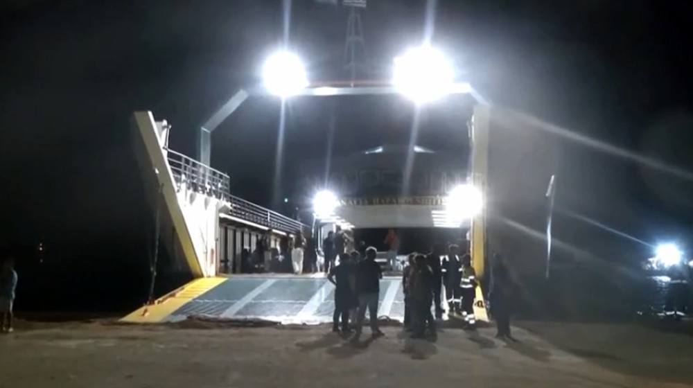 ΝΕΑ ΣΤΥΡΑ ΕΥΒΟΙΑΣ: Νέο πρόβλημα με το φέρι- μπωτ Παναγία Παραβουνιώτισσα - Δεν μπόρεσε να ξεκινήσει για δρομολόγιο